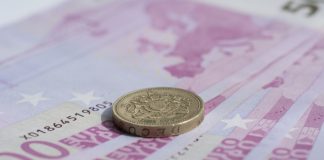 GBP/EUR: Gloomy Brexit News Weigh On Pound vs. Euro
